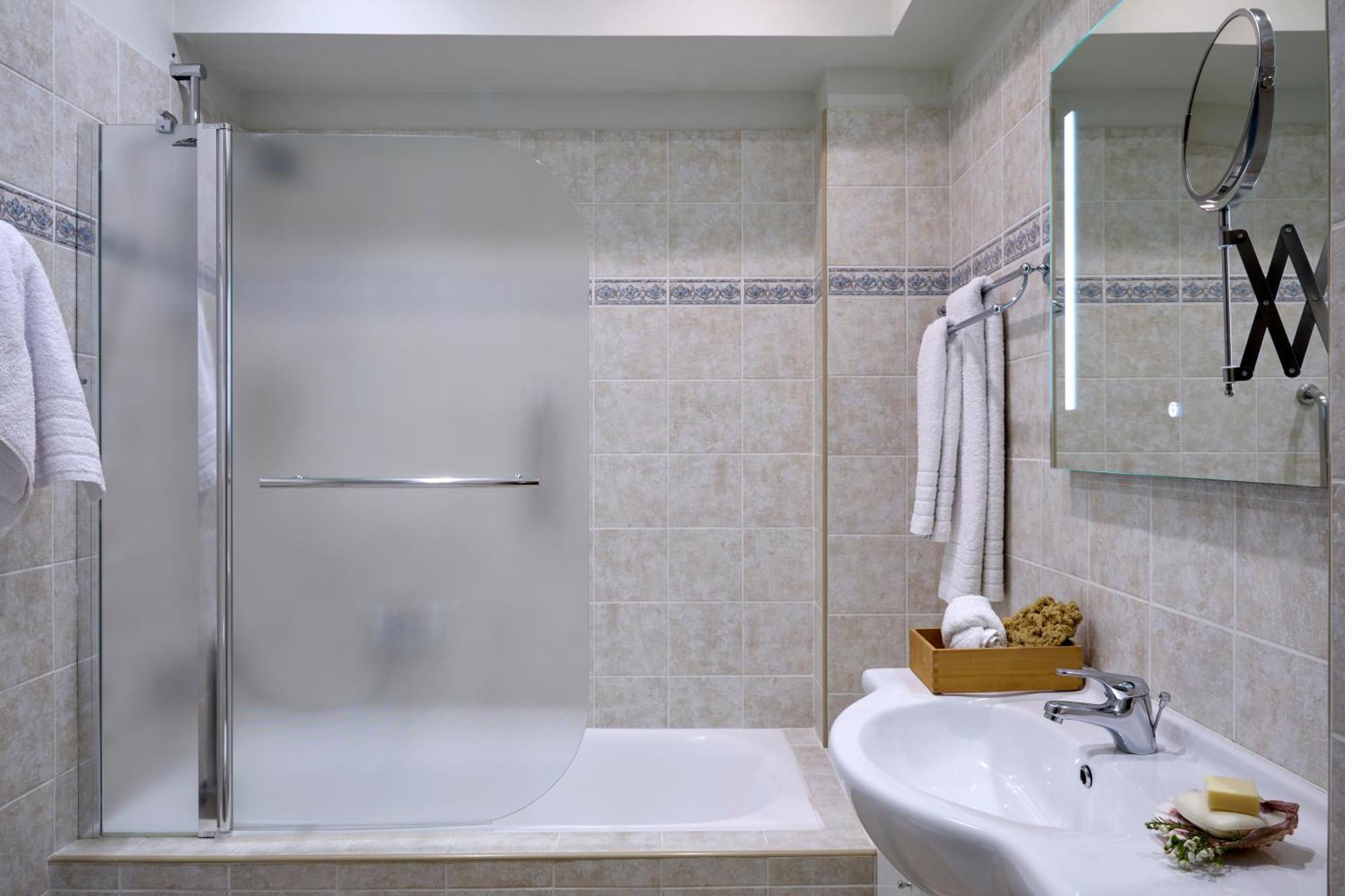 The Acropolis Entrance 2Bd Private Apt Athens Ngoại thất bức ảnh